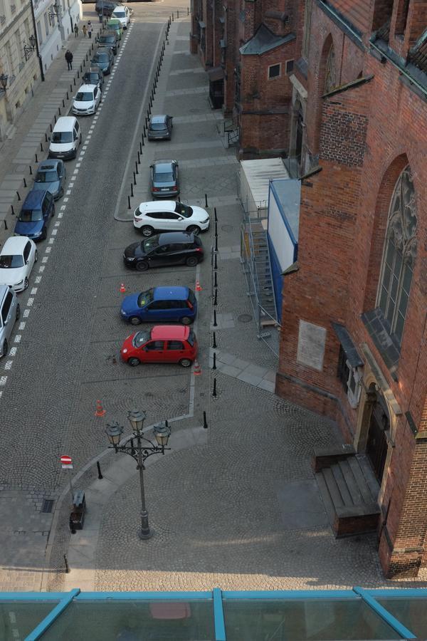 Academus Pub & Guest House Wrocław Exterior foto