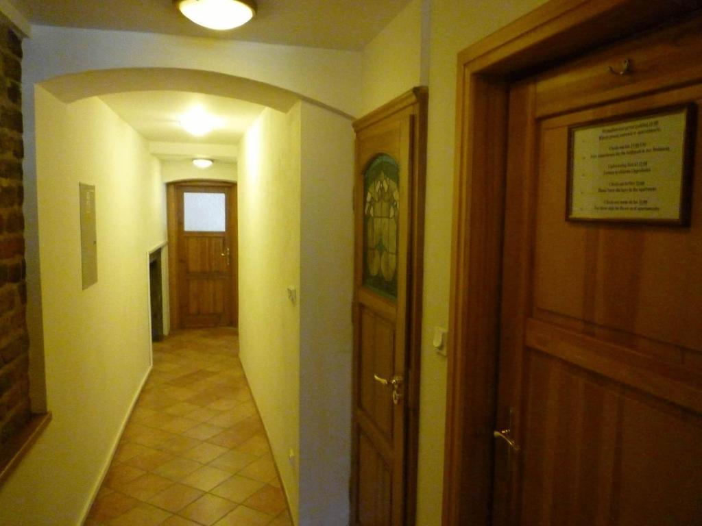 Academus Pub & Guest House Wrocław Quarto foto